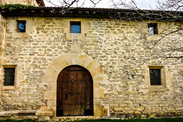 Iglesia de Nuestra Señora de la Asunción en Gopegi (Álava, España) ) —  Fotos de Stock