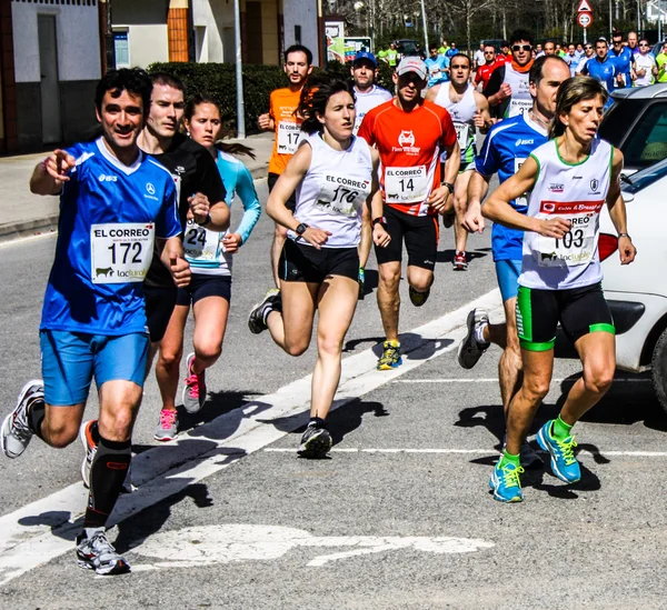 Several runners participating in the race of Murgia (Alava, Spain) — Stock Photo, Image