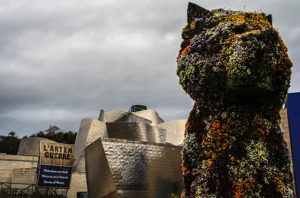 O moderno museu Guggenheim — Fotografia de Stock