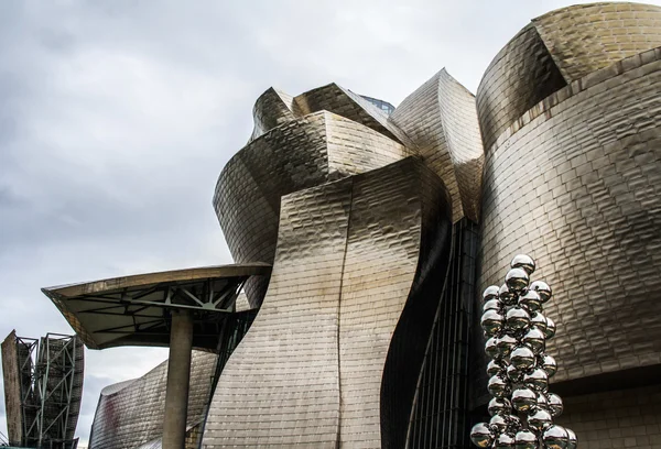 The modern Guggenheim museum — Stock Photo, Image