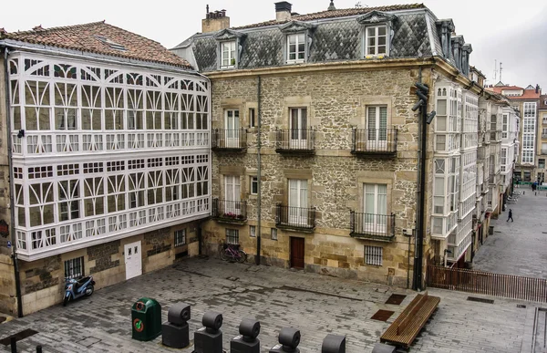 En fin utsikt över sidan av virgen blanca square i vitoria alava, Spanien — Stockfoto