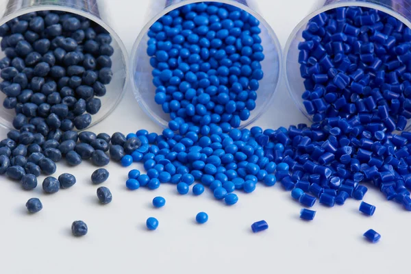 Diferentes Resinas Plásticas Azules Laboratorio —  Fotos de Stock