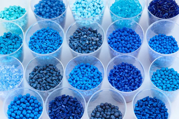 Különböző Kék Műanyag Gyanták Laborban Stock Fotó