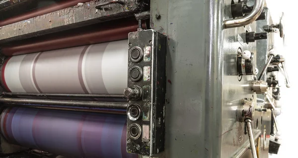 Máquina de perforación y tarjetas de impresión — Foto de Stock