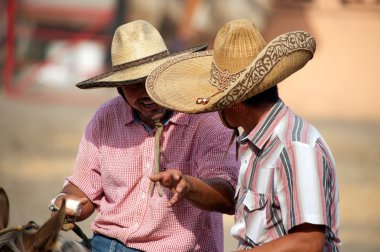 Meksikalı charros atlı Sombreros, tx, sohbet bizi