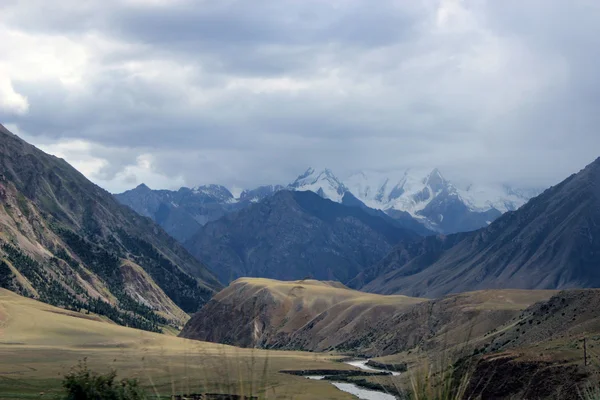 Kırgızistan - iç tien shan bölgesi — Stok fotoğraf