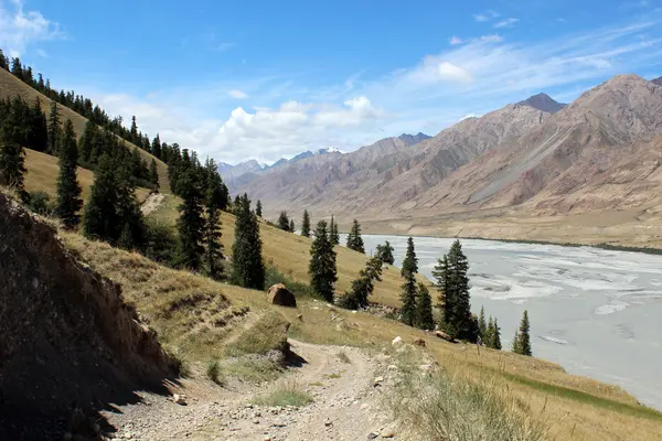 Quirguizistão - Região central de Tien Shan — Fotografia de Stock