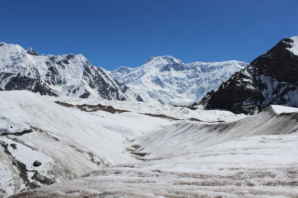 Kirgistan - peak Pobieda (szczyt zwycięstwa) 7,439 m — Zdjęcie stockowe