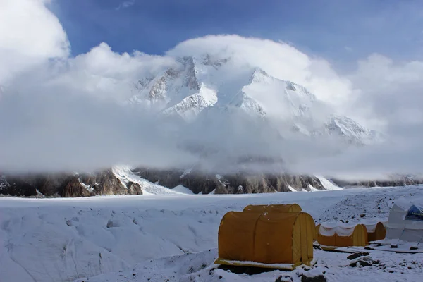 Kyrgyzstan - Khan Tengri (7,010 m) base camp. — Stock Photo, Image