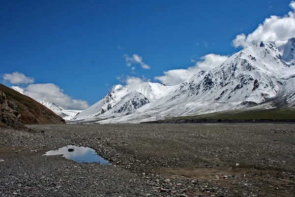 Montañas Tien Shan, región de Ak-Shyrak, Kirguistán —  Fotos de Stock