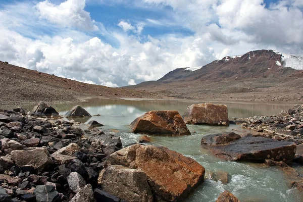 Ashukashka Su údolí, Ťan-Šan, Kyrgyzstán — Stock fotografie