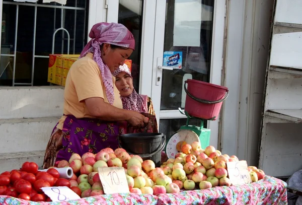 Kırgızistan'ın Bazaarı — Stok fotoğraf