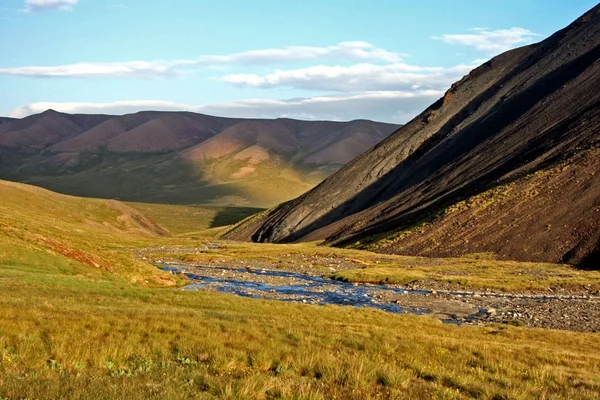 吉尔吉斯斯坦是 ak shyrak 地区，天山山脉， — 图库照片