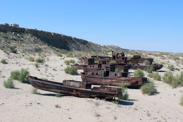 The ships in desert — Stock Photo, Image