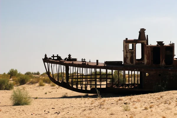 Destruction of the ships - Aral Sea, Uzbekistan — Stock Photo, Image