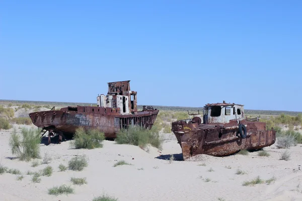 The ships in desert, Aral Sea - Uzbekistan — Stock Photo, Image