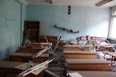 Çernobil bölgesi. kayıp şehir pripyat. Modern Harabeleri.