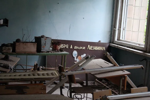 Tjernobyl område. förlorade staden pripyat. moderna ruiner. — Stockfoto