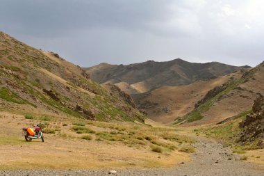 vadi, Moğolistan Gobi yolyn dilerim