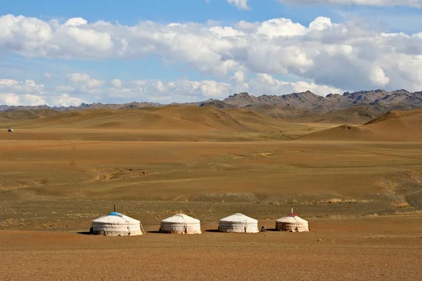 Yurt camp, Mongolië — Stockfoto