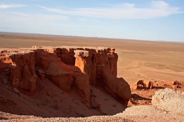 Bayan Zagh, The Flaming Cliffs of Mongolia s Gobi Desert — Stock Photo, Image