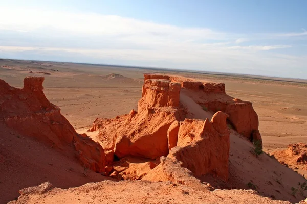 Bayan Zagh, The Flaming Cliffs of Mongolia s Gobi Desert — Stock Photo, Image