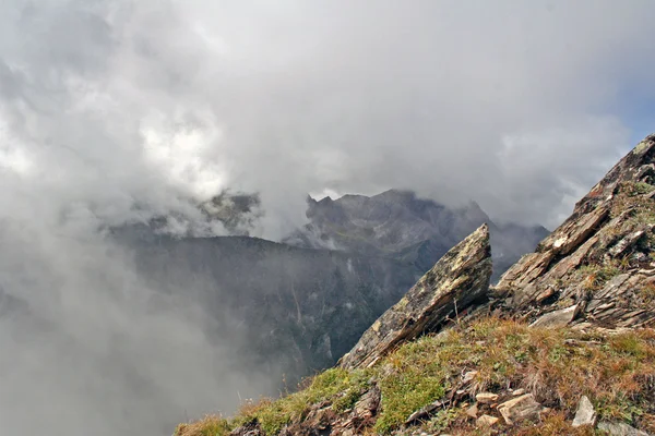 Doğu sayan Dağları, doruğuna aşk bölge, Sibirya, Rusya Federasyonu — Stok fotoğraf