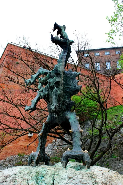 Dragón en Cracovia, Polonia — Foto de Stock