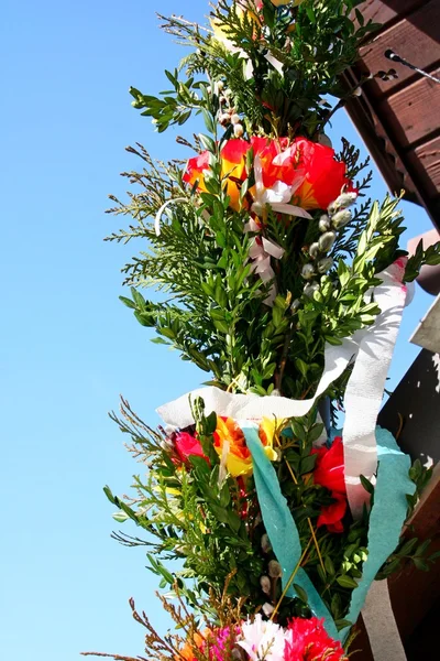 Schöne traditionelle Osterpalme - polnische Landschaft — Stockfoto