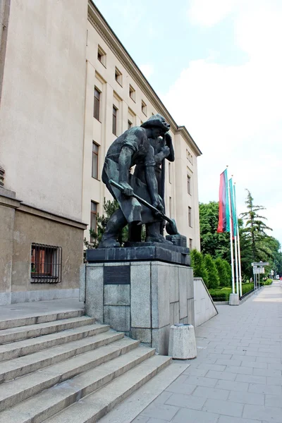 Bronze Statues in University of Science and Technology In Krakow, Poland — Stock Photo, Image