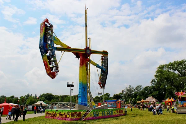 Kamikaze in mid air in a funfair — Zdjęcie stockowe