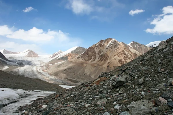 Montañas Tien Shan, región de Ak-Shyrak, Kirguistán — Foto de Stock