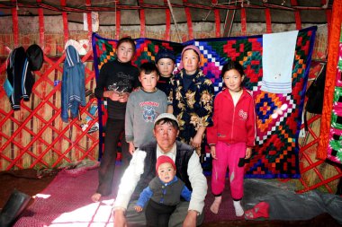 Orta Asya'da yurt kampı