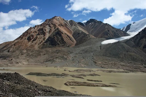 Montañas Tien Shan, región de Ak-Shyrak, Kirguistán — Foto de Stock