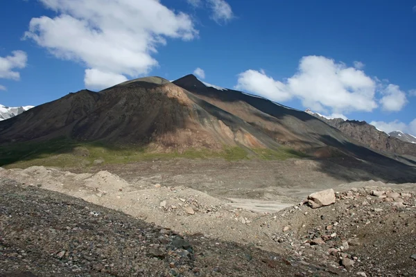 Montagnes Tien Shan, région d'Ak-Shyrak, Kirghizistan — Photo