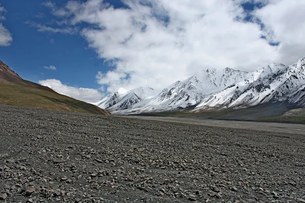 Tien-shan syrts, Kyrgyzstan — Stockfoto