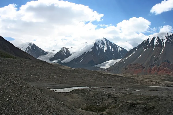 Montagnes Tien Shan, région d'Ak-Shyrak, Kirghizistan — Photo