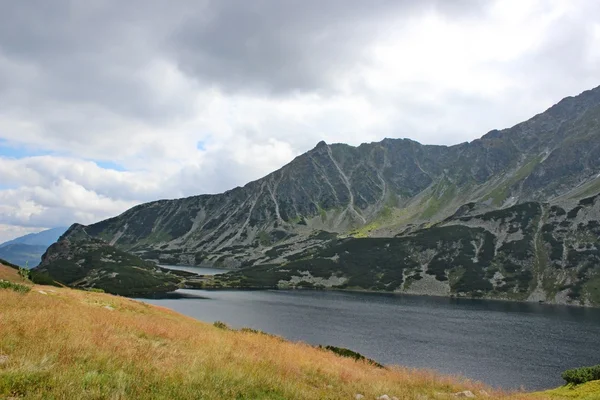 Góry tatry w Polsce - Dolina pięciu stawów — Zdjęcie stockowe