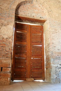 Minare Özgön, Kırgızistan içinde