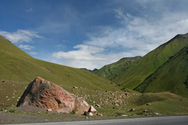 Tien shan-gebergte, Kirgizië — Stockfoto