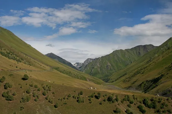 Tien Shan montanhas, Quirguistão — Fotografia de Stock