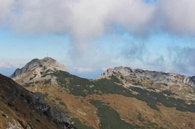 Giewont - ünlü dağ Polonya tatras üzerine bir çarpı