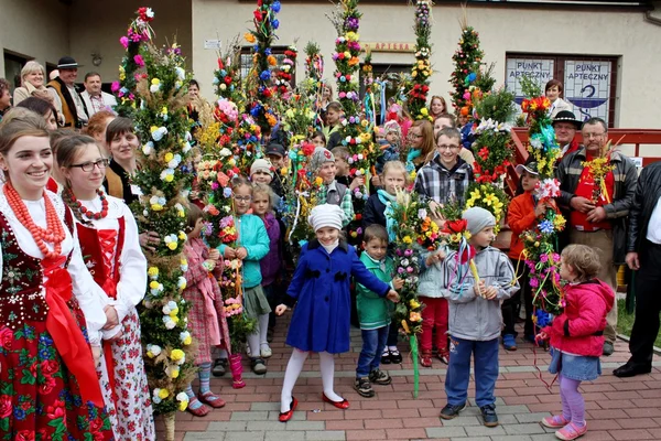 Paskalya palm Yarışması - Polonya kırsal — Stok fotoğraf