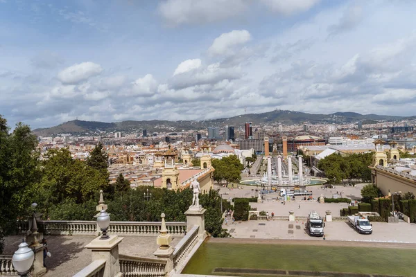 Barcelona Španělsko. Plaza Espana a světoznámá magická fontána, muzeum umění Katalánska. Slunečný den v krásném městě. Turistika, dovolená, víkend, procházky nádherným městem Stock Snímky