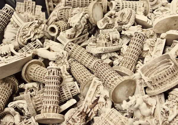 Hediyelik eşya ile Roma yerler