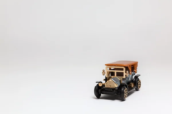 Игрушечный автомобиль — стоковое фото