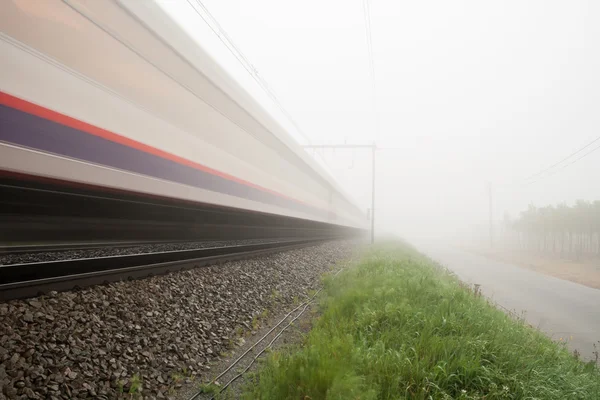 Neblina ferroviaria —  Fotos de Stock