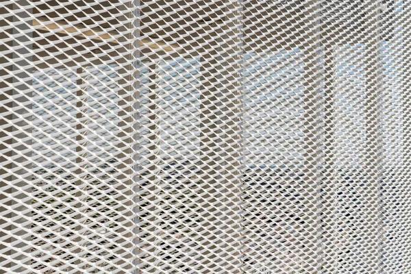 Beyaz Demir Kafes Bir Merdiven Teknik Alan Için Bir Koruma — Stok fotoğraf