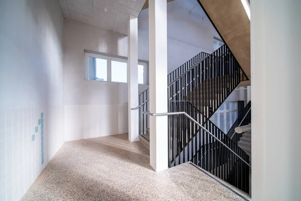 Sunny Day Floor Staircase — Stock Photo, Image