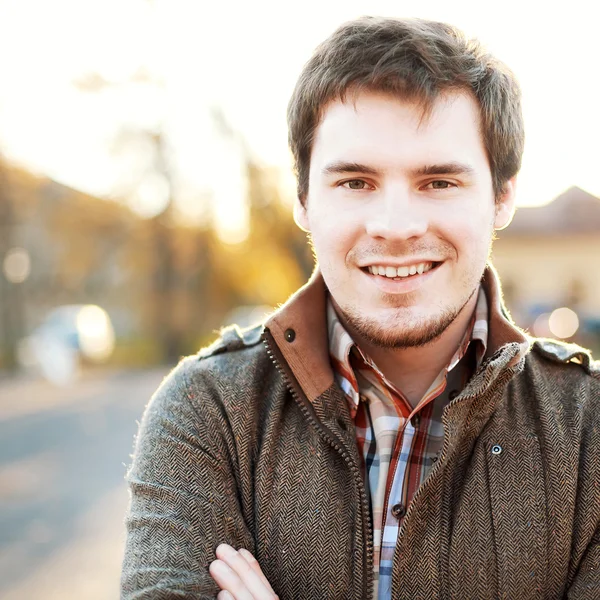 Handsome man outdoors portrait. — Stock Photo, Image